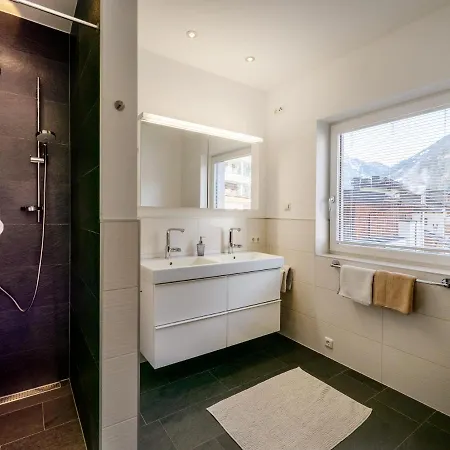 Partoll Apartment