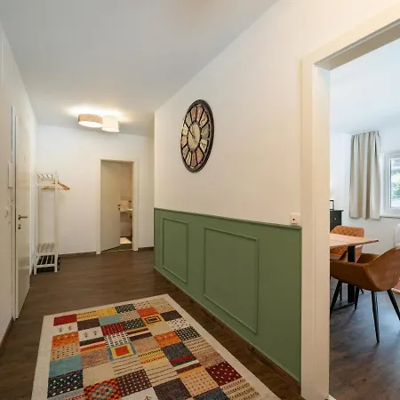 Partoll Apartment